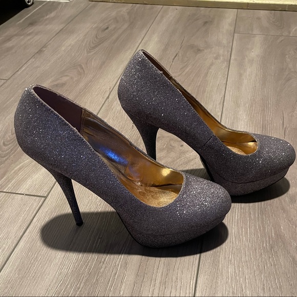 NWOB Charlotte Russe Glitter Classic Pump - Picture 8 of 8